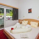 Bergkoenig Apartament