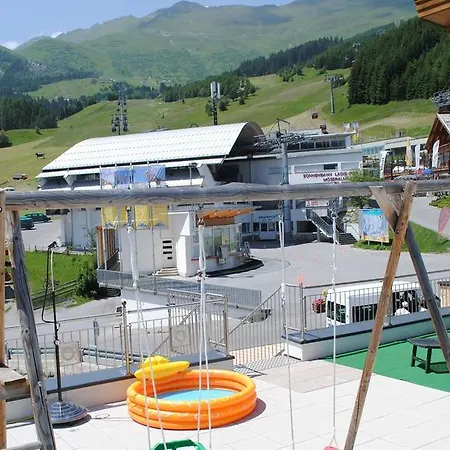 Apart-hotel Bergkonig Apartment Fiss