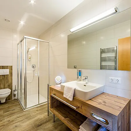 Apart-hotel Bergkonig Apartment *